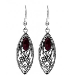 Marquise Earrings in Sterling Silver with Garnet by Rafael Jewelry Boucles d'Oreilles