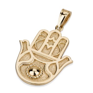 14k Yellow Gold Hamsa Pendant with Raised Scrolling Lines and Star of David Colliers & Pendentifs
