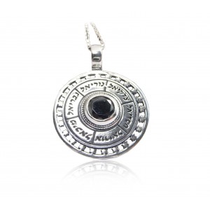Medallion Pendant with Angels' Names & Onyx Stone Colliers & Pendentifs
