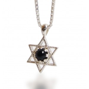 Star of David Pendant with Onyx Encrusted Stone Bijoux Juifs