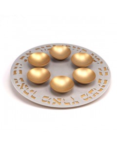 Gold Aluminum Seder Plate with Hebrew Text and Six Bowls Plateaux de Seder
