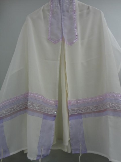 Women’s Tallit in White with Purple Shades by Galilee Silks